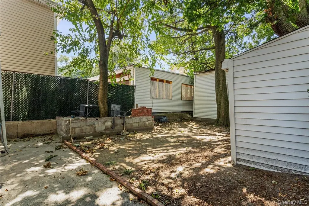 8010 59th Street Glendale NY 11385