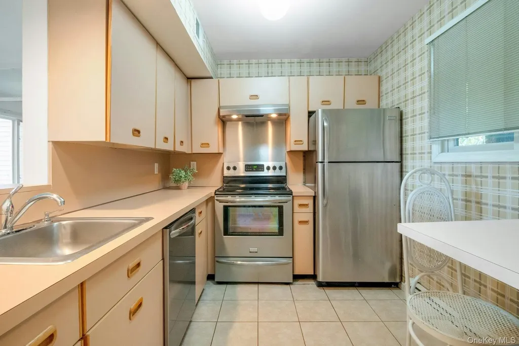 605 Eagle Bay Drive Ossining NY 10562