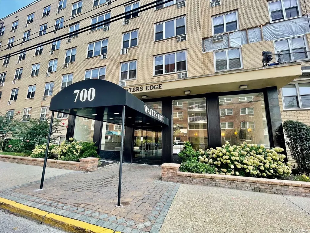 700 Shore Road Long Beach NY 11561