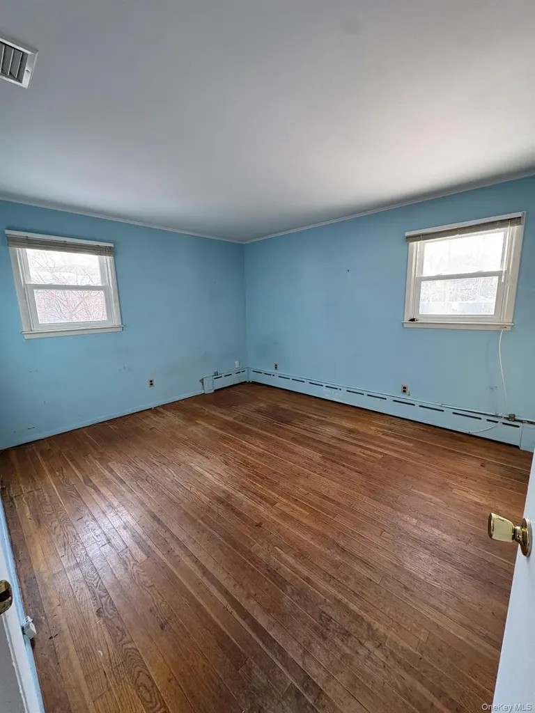 5 Leland Drive Westhampton NY 11977