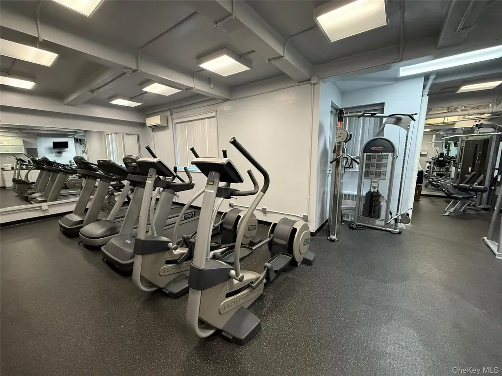 30 Ehrbar Avenue Fleetwood NY 10552