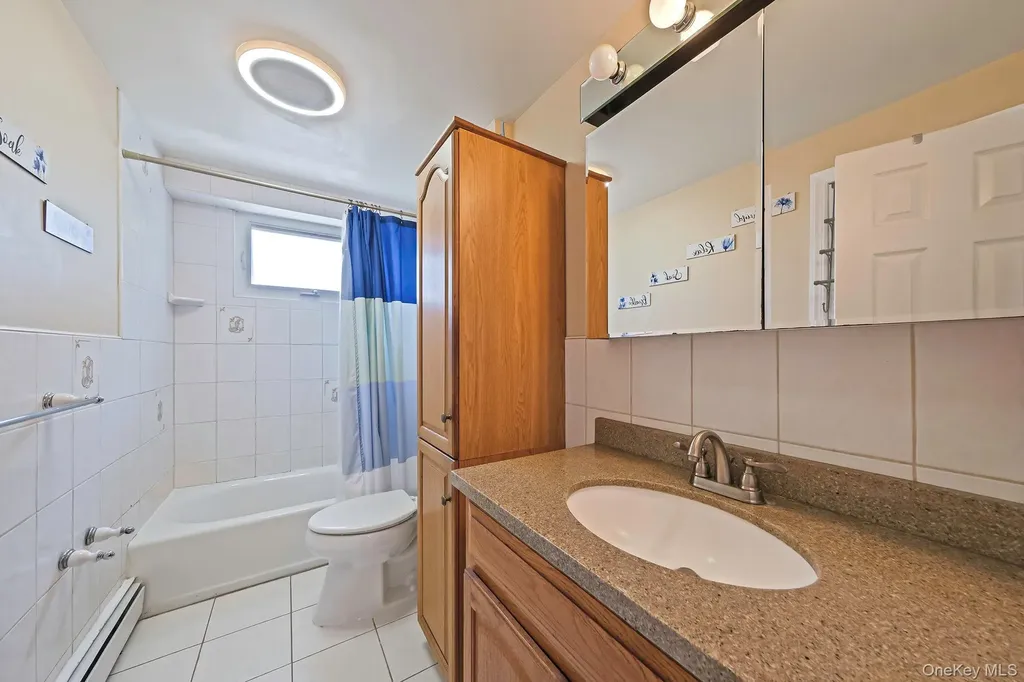 8 Wade Drive Lake Grove NY 11755