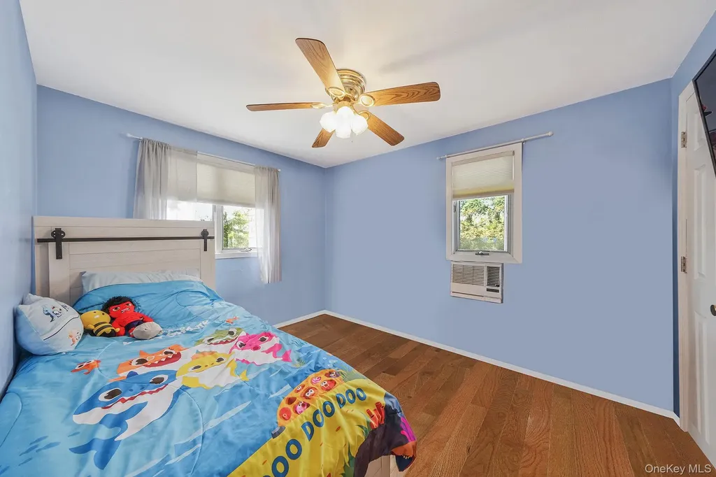 8 Wade Drive Lake Grove NY 11755