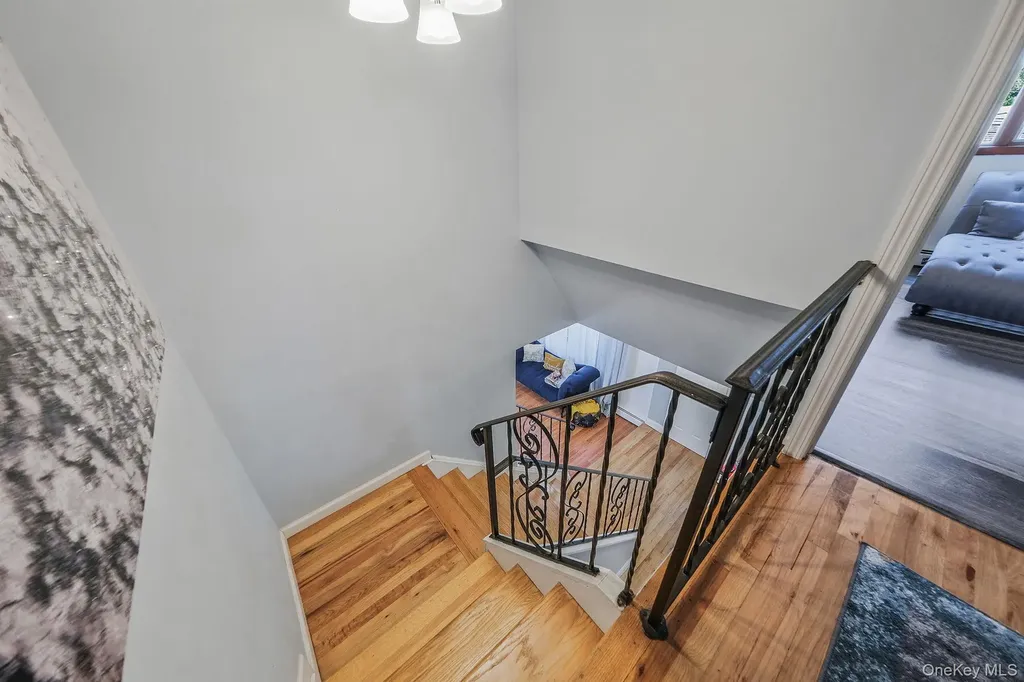 8 Wade Drive Lake Grove NY 11755