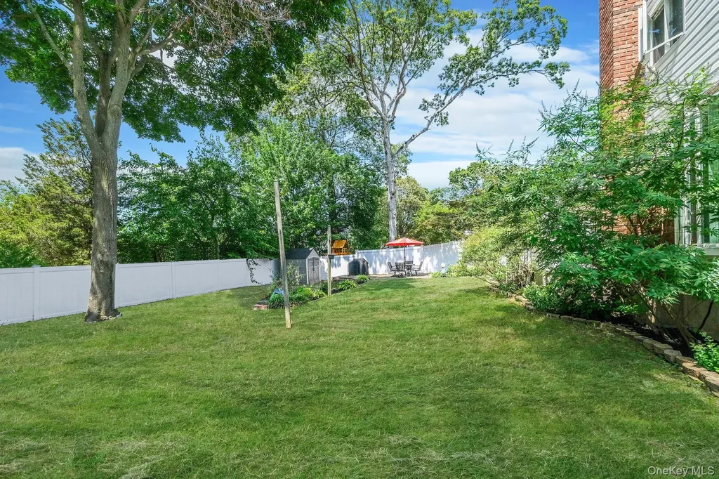 8 Wade Drive Lake Grove NY 11755