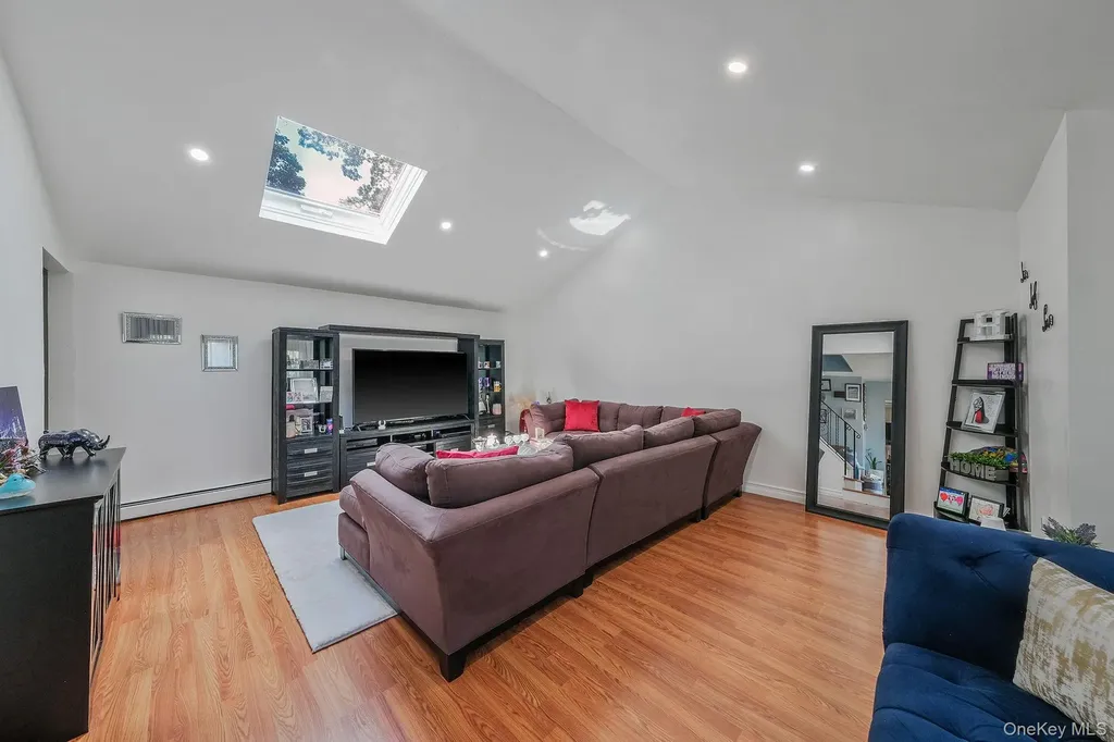 8 Wade Drive Lake Grove NY 11755