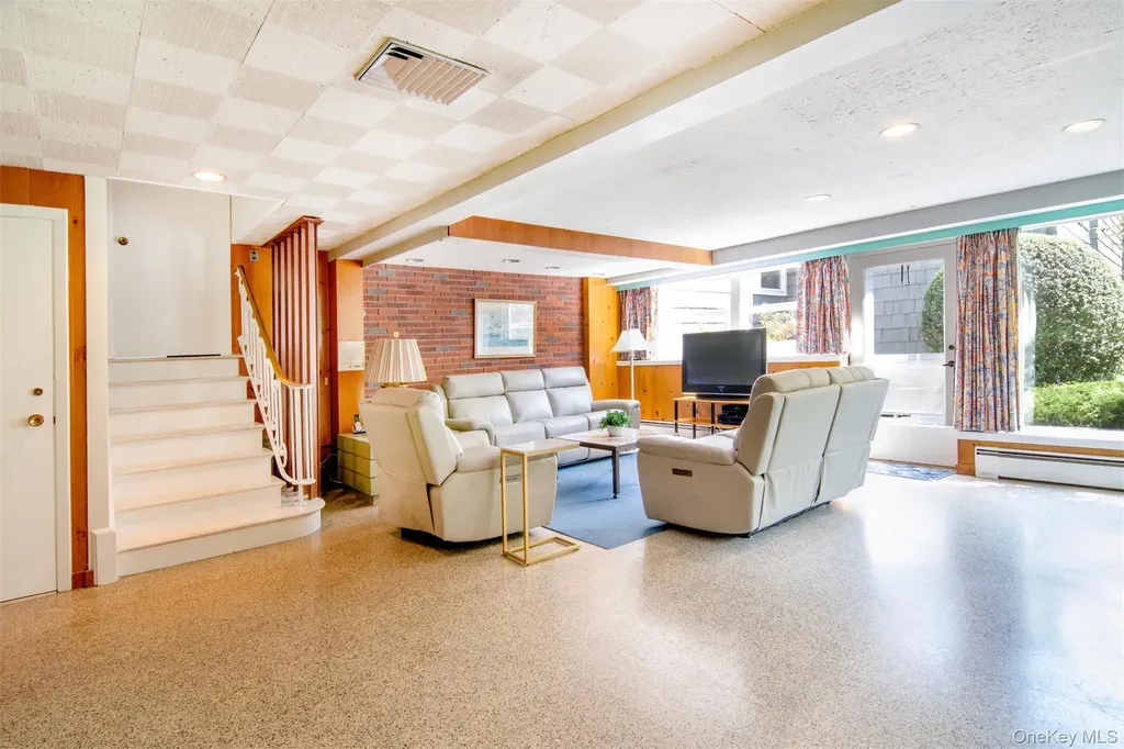 2 Fordal Road Bronxville NY 10708