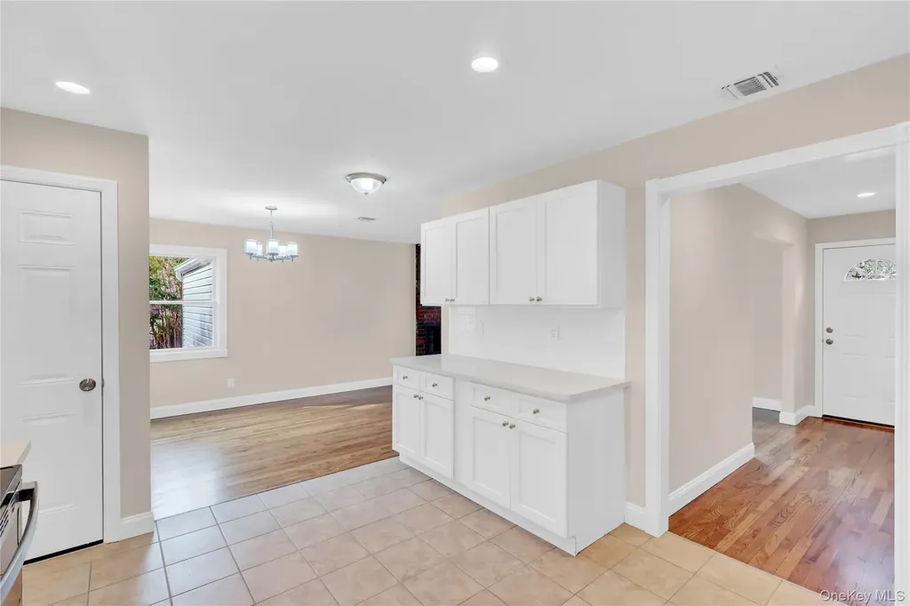 116 E Woodside Avenue Patchogue NY 11772