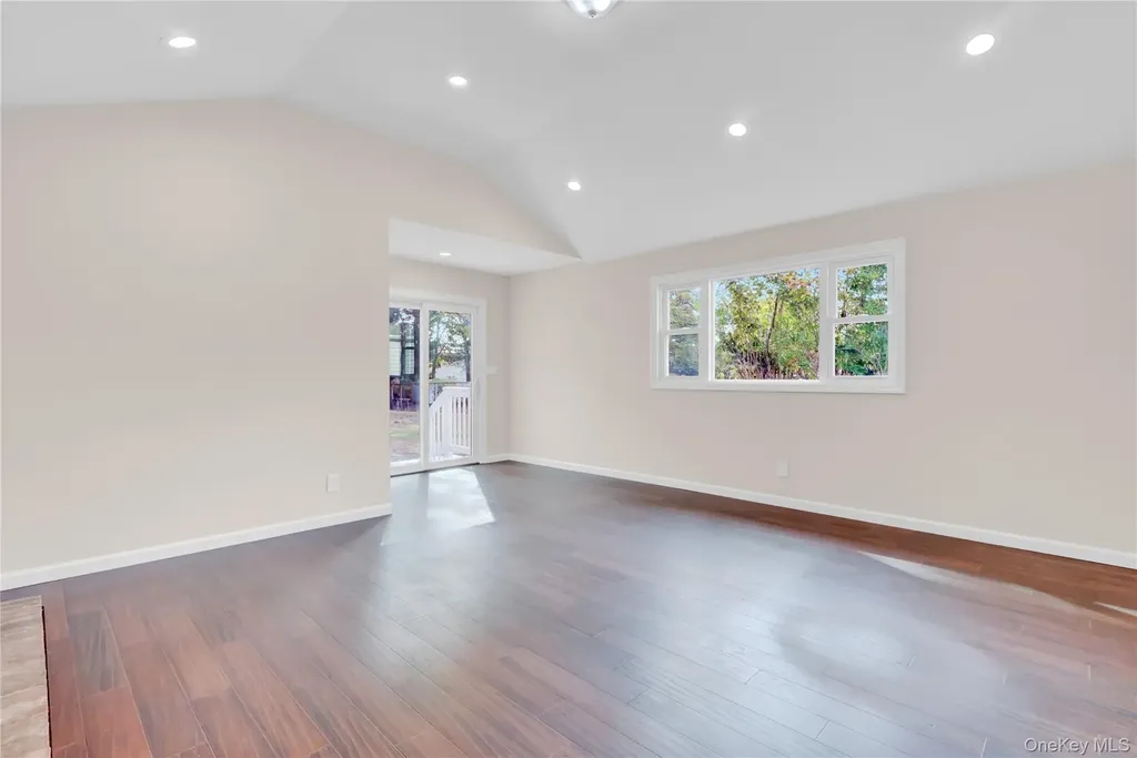 116 E Woodside Avenue Patchogue NY 11772