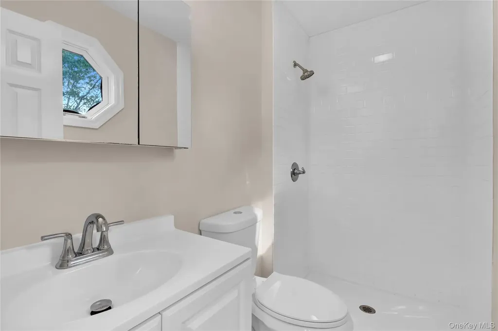 116 E Woodside Avenue Patchogue NY 11772