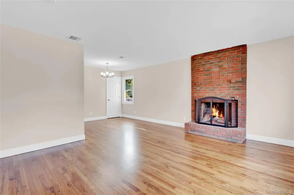 116 E Woodside Avenue Patchogue NY 11772