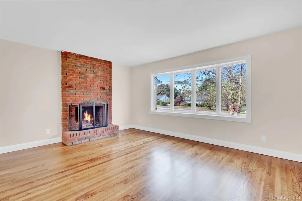 116 E Woodside Avenue Patchogue NY 11772