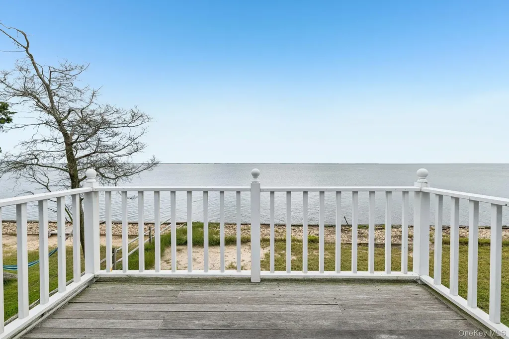 5 Bay Road East Patchogue NY 11772