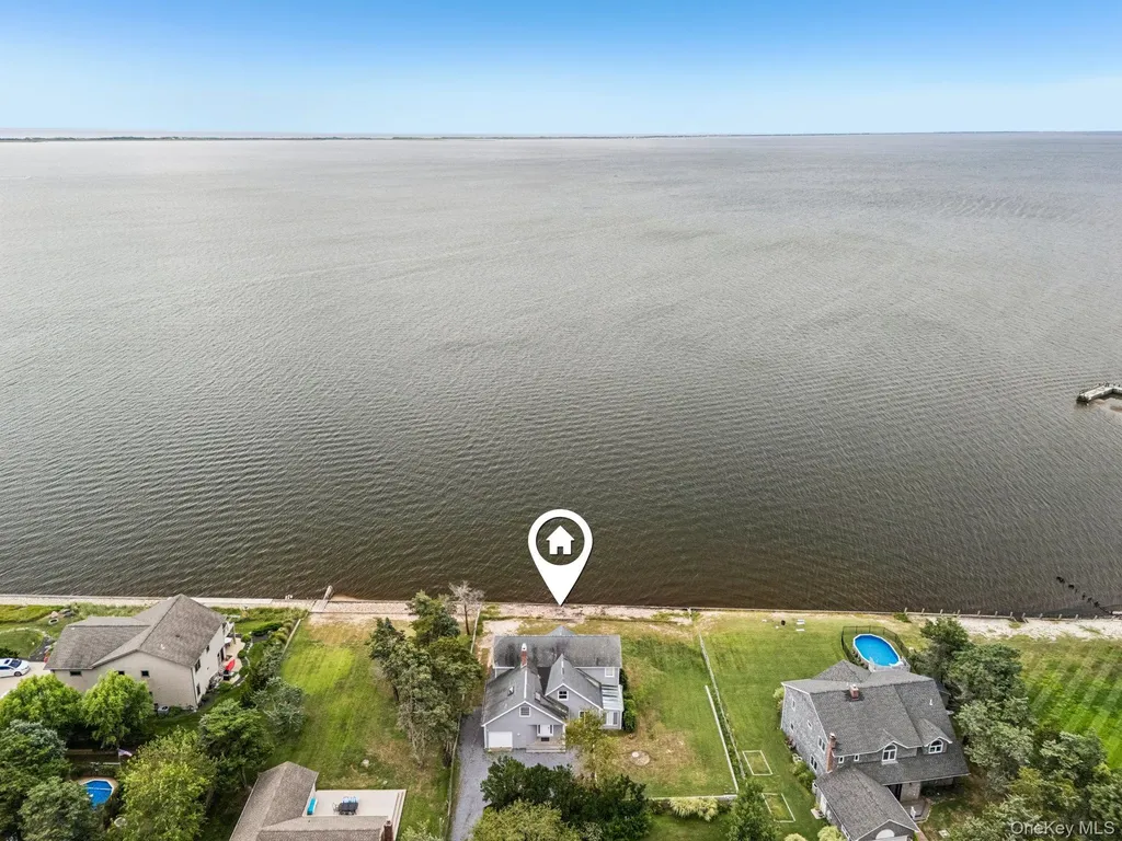 5 Bay Road East Patchogue NY 11772