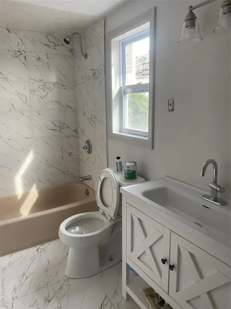 87 Saint George Drive Shirley NY 11967