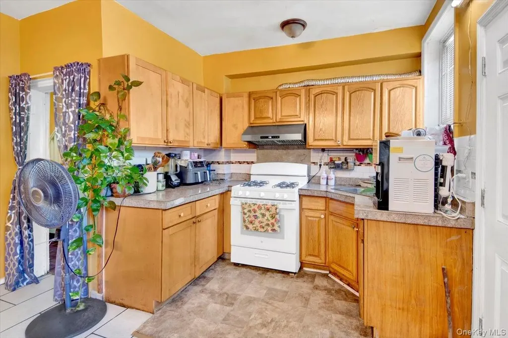 141 Webster Avenue Yonkers NY 10701