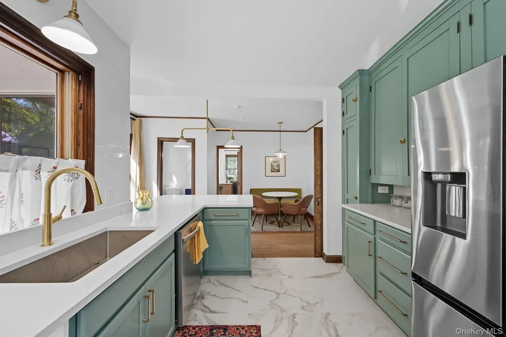 4547 Delafield Avenue Bronx NY 10471