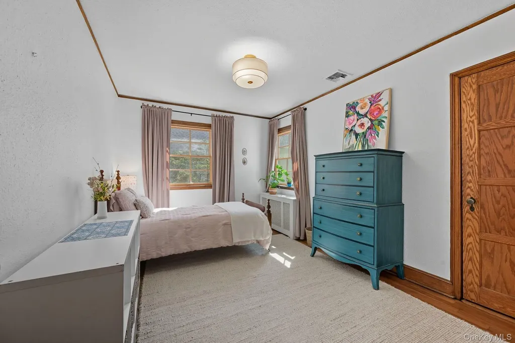 4547 Delafield Avenue Bronx NY 10471