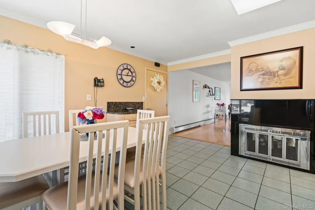 12 Coachman Lane Levittown NY 11756