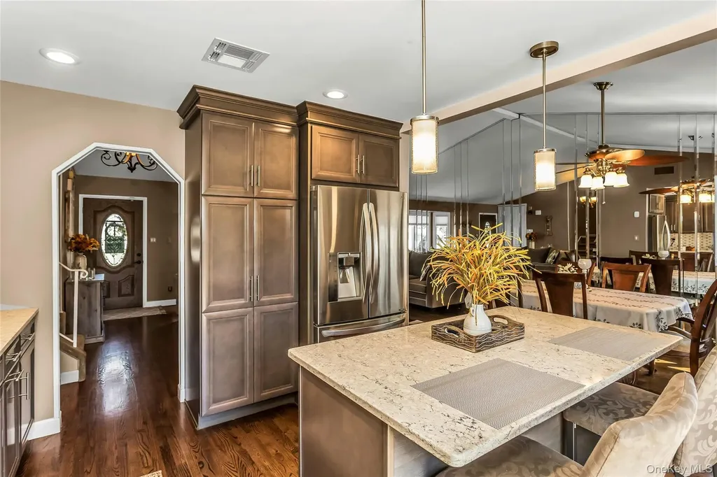 3 Harrow Lane Old Bethpage NY 11804