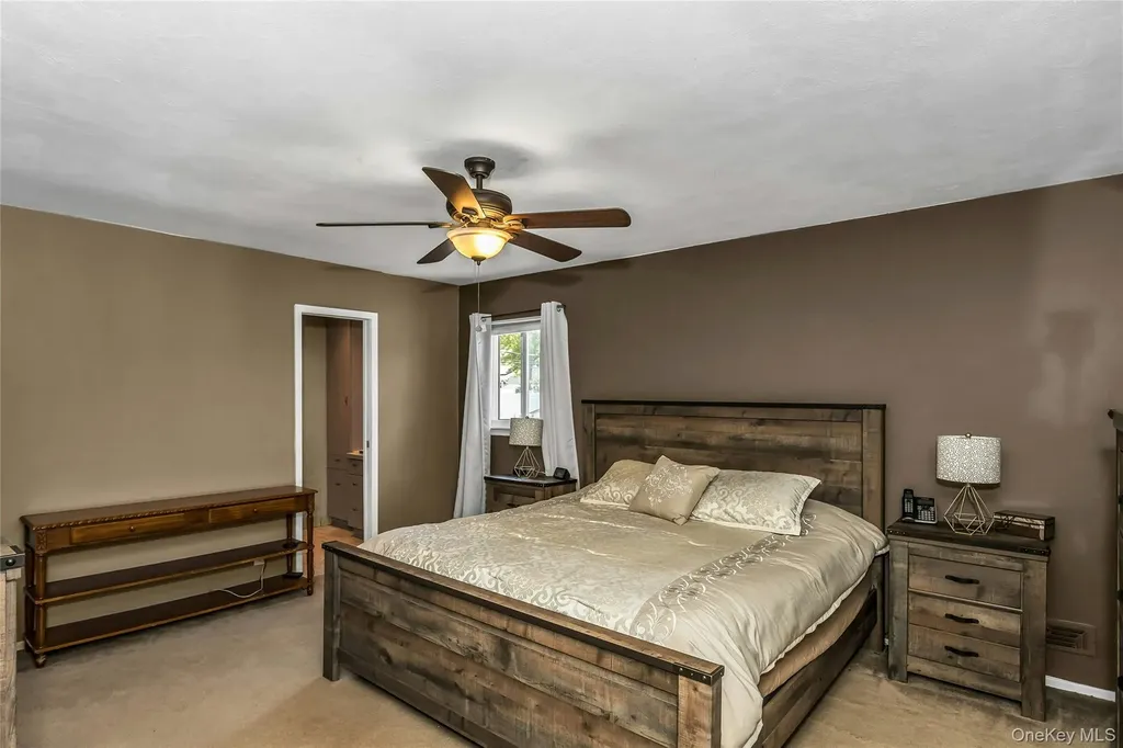 3 Harrow Lane Old Bethpage NY 11804