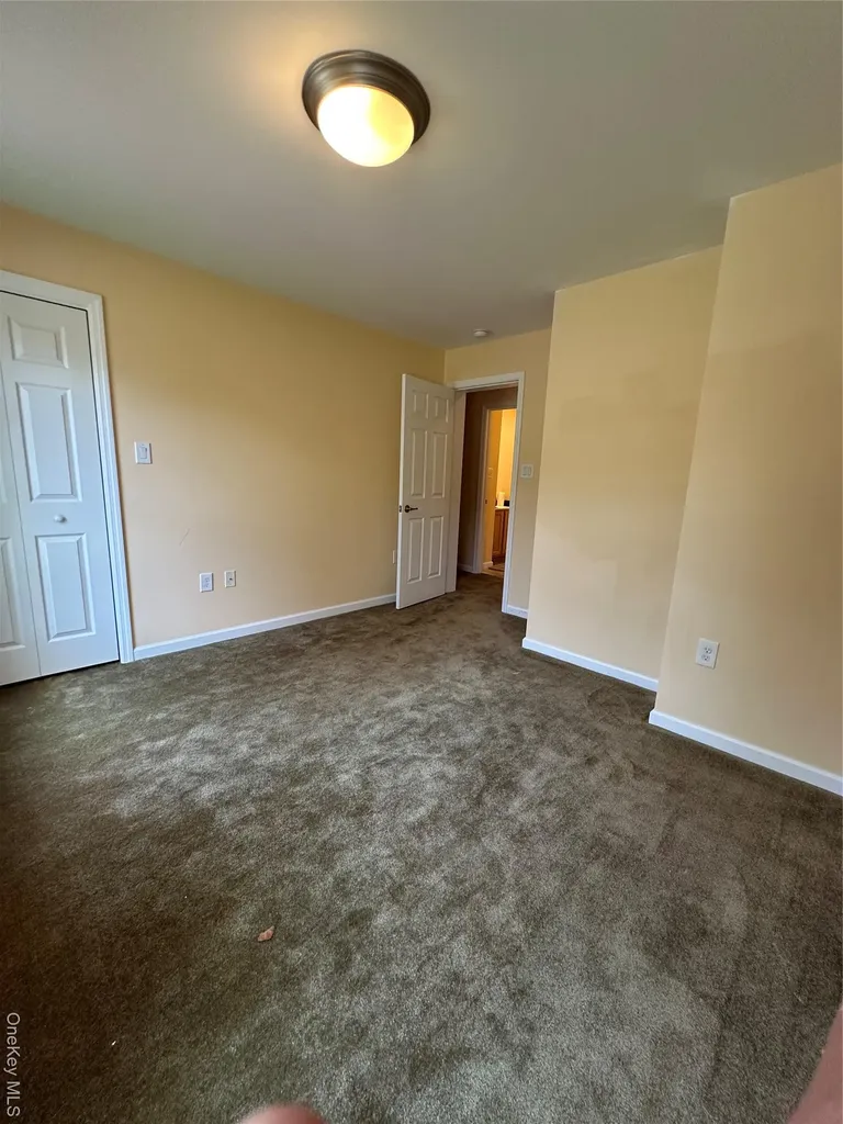 161 Washington Drive Mastic Beach NY 11951