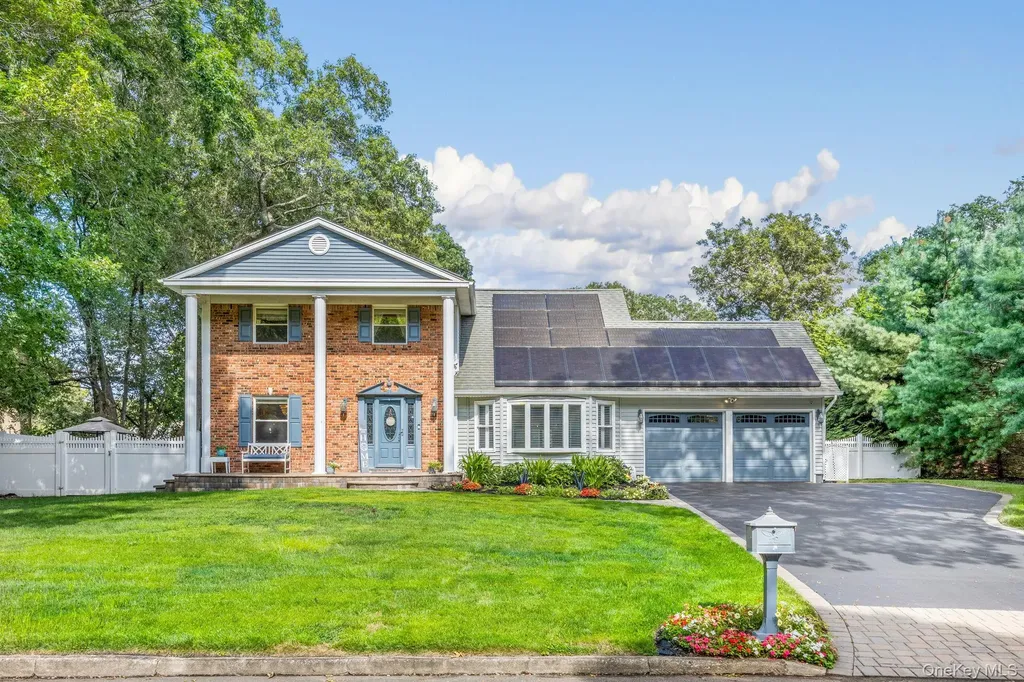 3 Howard Drive Coram NY 11727