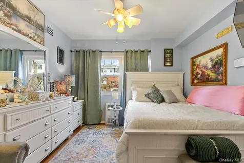 103 Wiltshire Road Scarsdale NY 10583