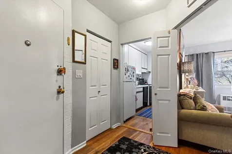 103 Wiltshire Road Scarsdale NY 10583