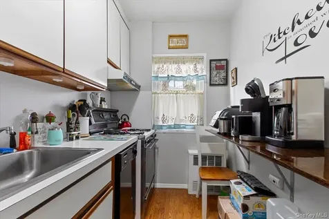 103 Wiltshire Road Scarsdale NY 10583