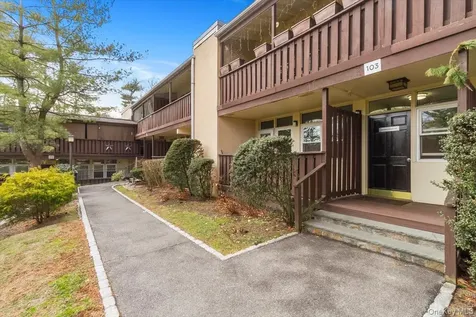 103 Wiltshire Road Scarsdale NY 10583