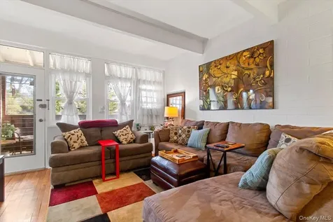103 Wiltshire Road Scarsdale NY 10583