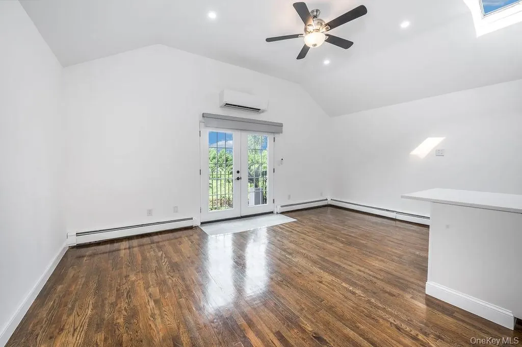 268 Emerson Avenue Bronx NY 10465