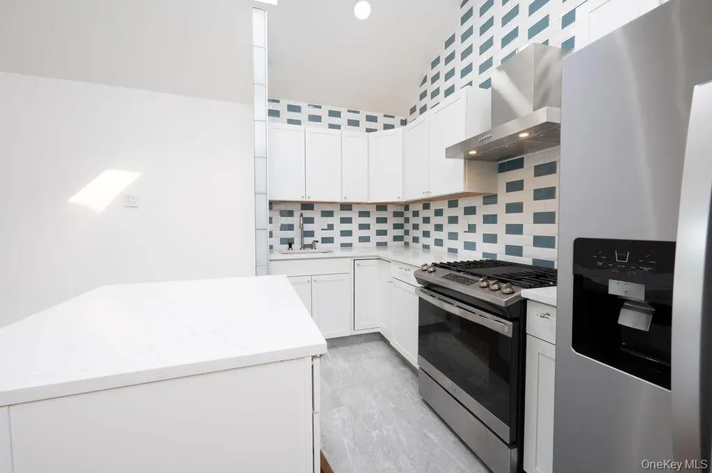 268 Emerson Avenue Bronx NY 10465