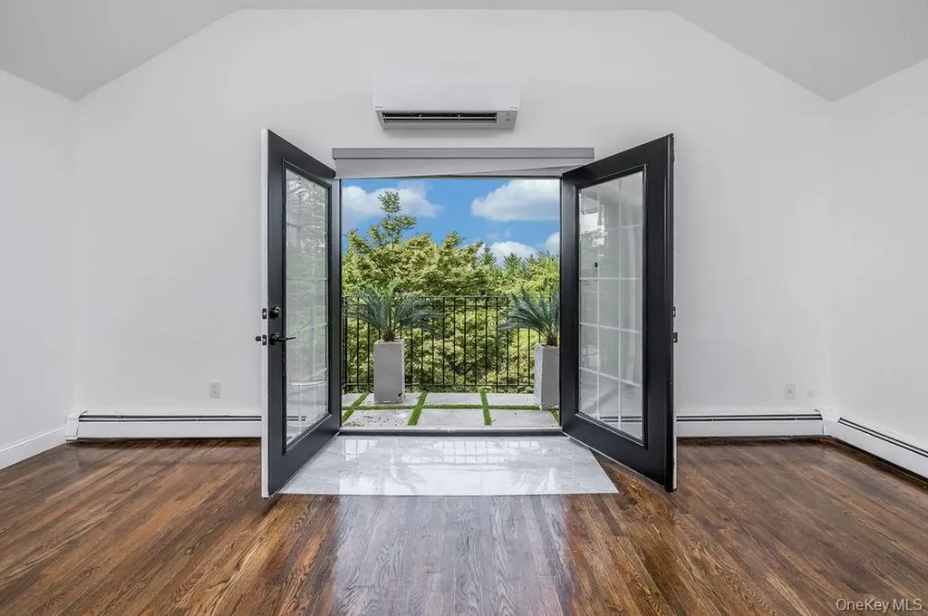 268 Emerson Avenue Bronx NY 10465