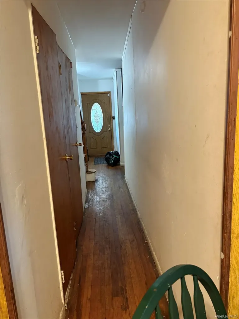 931 E 232nd Street Bronx NY 10466