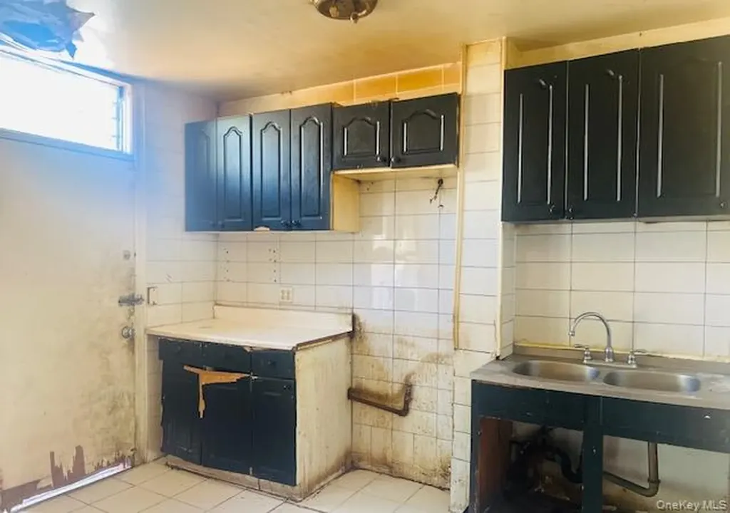 161 East 29th Street Brooklyn NY 11226