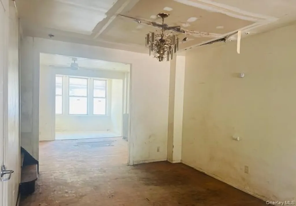 161 East 29th Street Brooklyn NY 11226