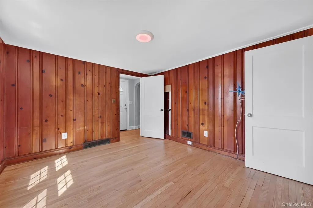 2 Treadwell Circle Poughkeepsie NY 12601