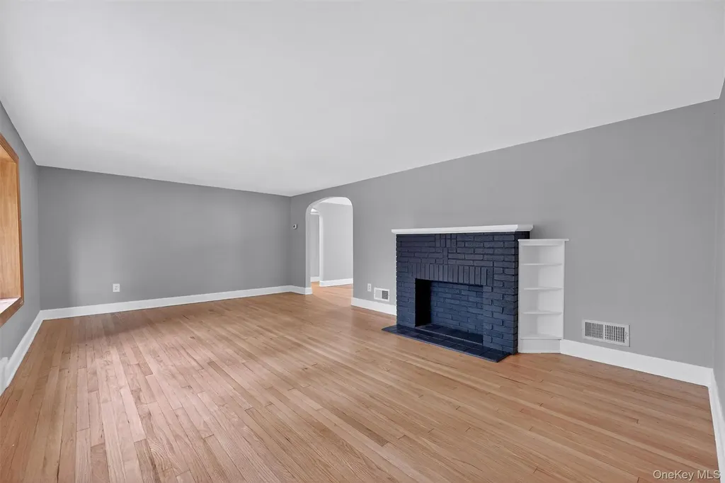 2 Treadwell Circle Poughkeepsie NY 12601
