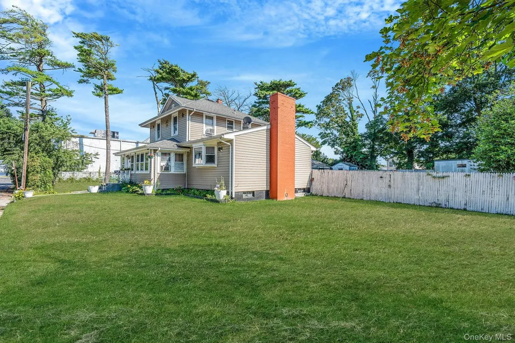 74 Taber Street Patchogue NY 11772