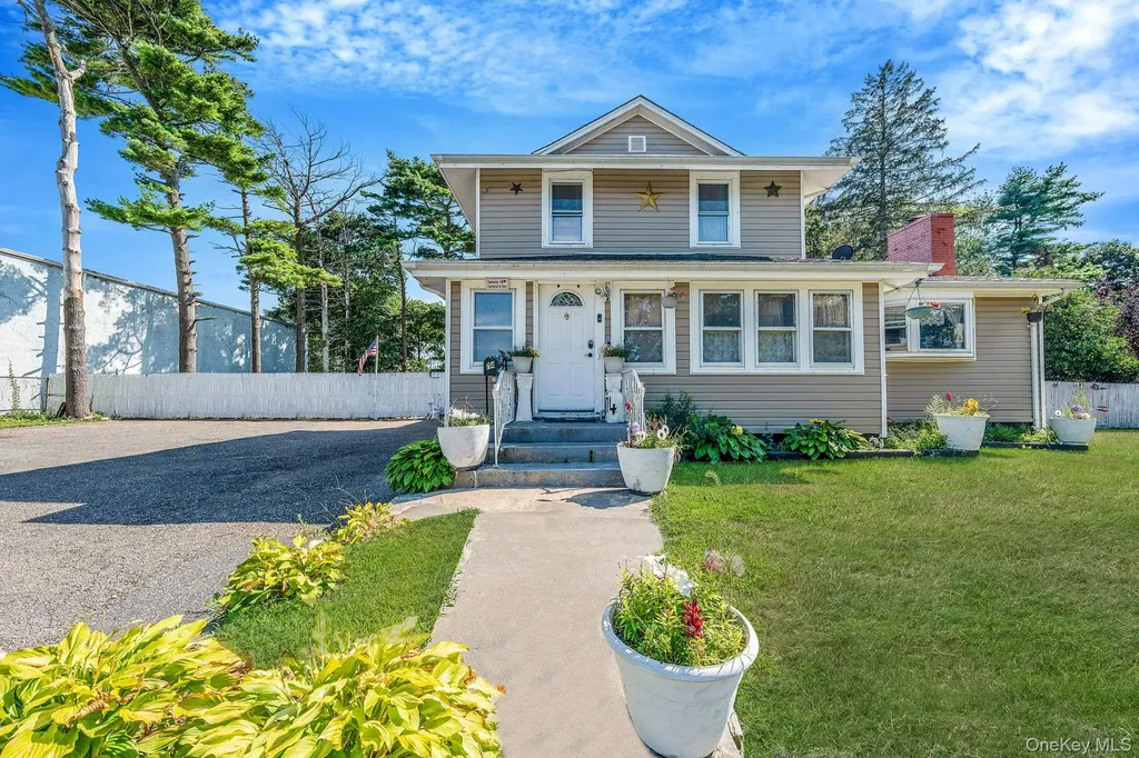 74 Taber Street Patchogue NY 11772
