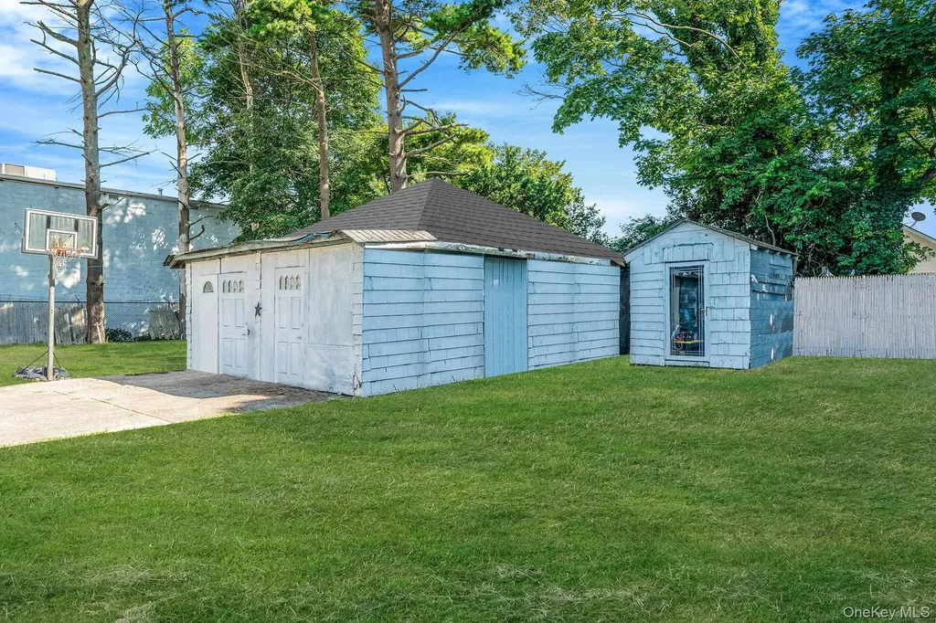 74 Taber Street Patchogue NY 11772