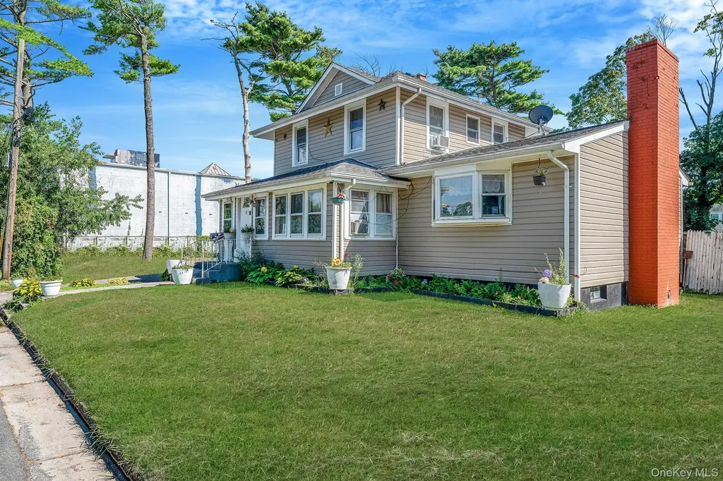74 Taber Street Patchogue NY 11772