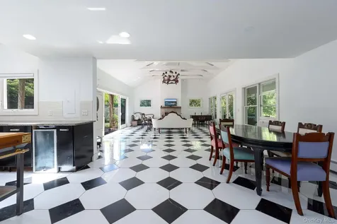 1 Gazon Road Shelter Island NY 11964
