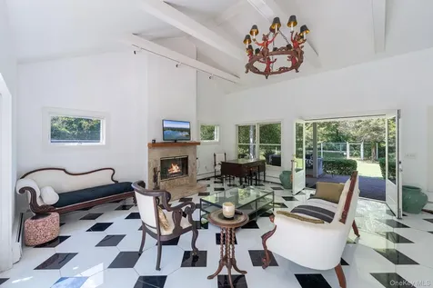 1 Gazon Road Shelter Island NY 11964