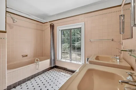 433 Arcady Road Ossining NY 10562