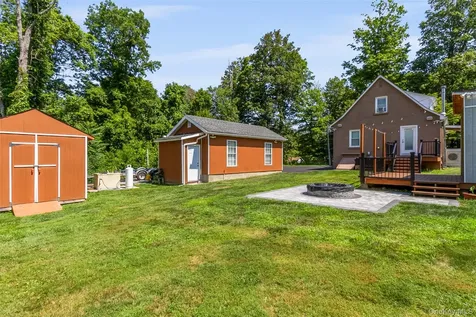 141 Dixon Road Carmel NY 10512