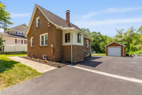 141 Dixon Road Carmel NY 10512