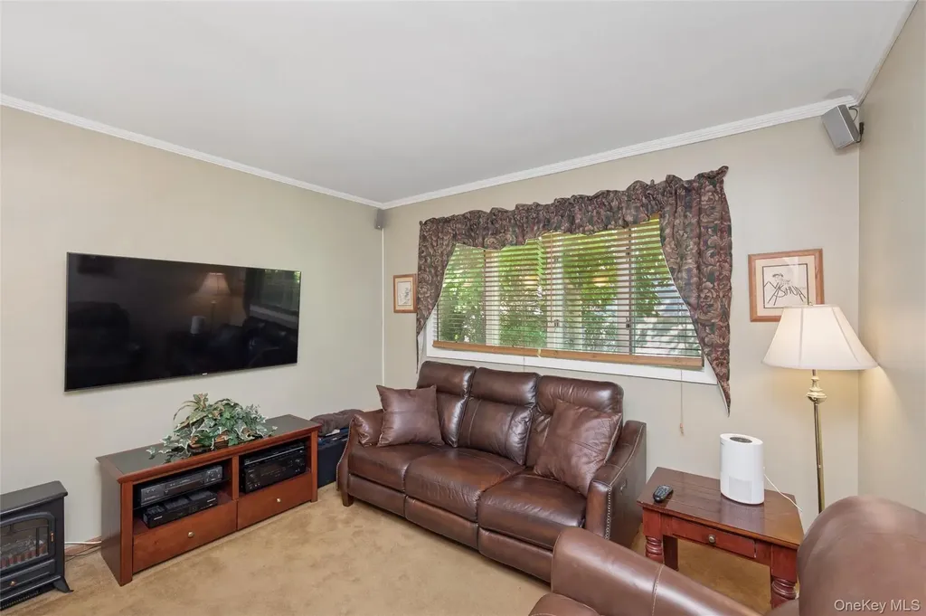 14 Radburn Drive Commack NY 11725